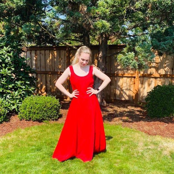 MARÍA LUISA De ESPAÑA Red Full Length Gown Dress - Picture 7 of 9